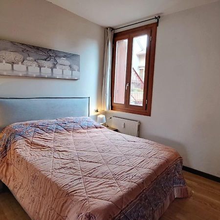 Vera Luxury Apartment Sirmione Eksteriør bilde