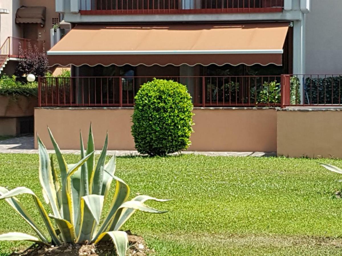 Vera Luxury Apartment Sirmione Eksteriør bilde